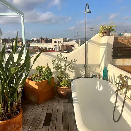 Outdoor Bathtub! 360 Rooftop With Chill Out And Amazing Views! Barcelona