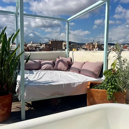Outdoor Bathtub! 360 Rooftop With Chill Out And Amazing Views! Barcelona