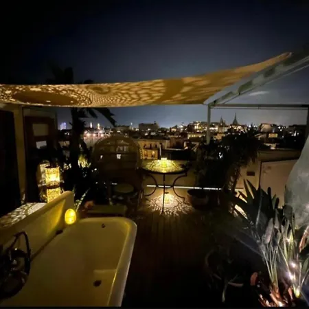Outdoor Bathtub! 360 Rooftop With Chill Out And Amazing Views! Apartment