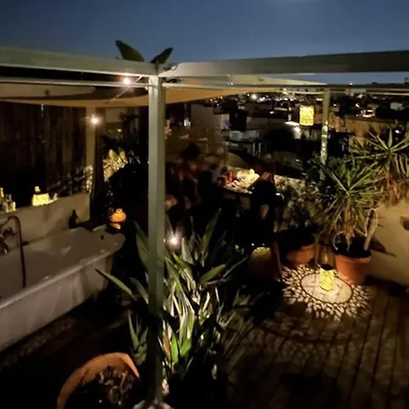 Apartment Outdoor Bathtub! 360 Rooftop With Chill Out And Amazing Views! *